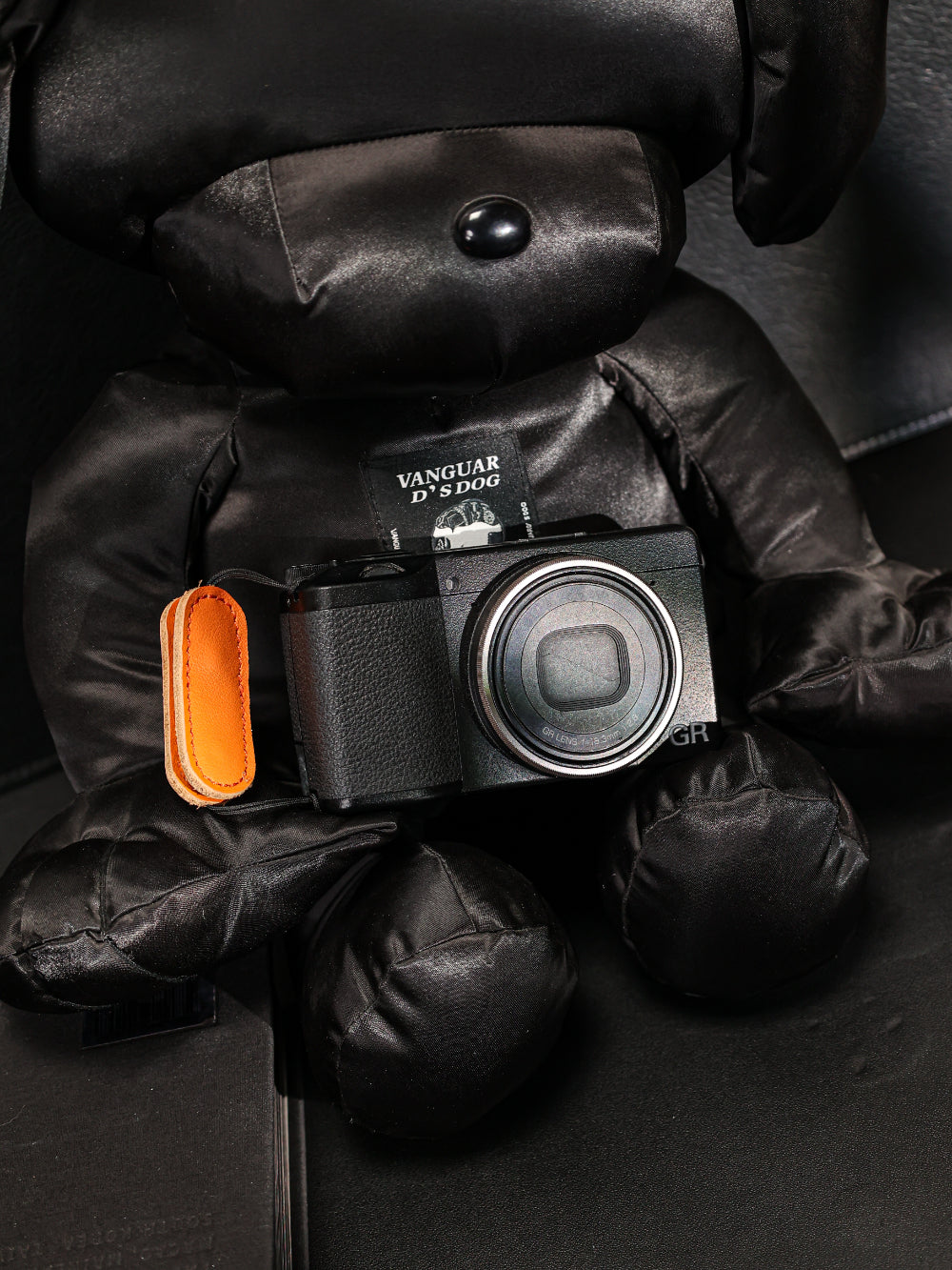 Cam-in  LWS-030 Series GR Genuine Leather Camera Finger Strap